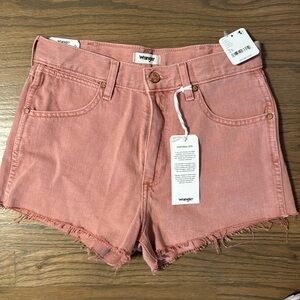 Woman’s Wrangler shorts